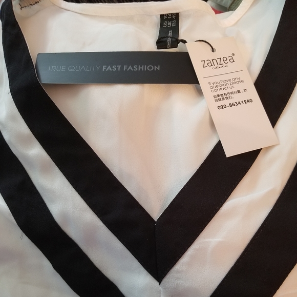 Blouses - Picture 4 of 4